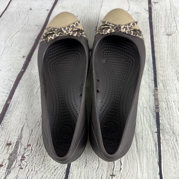 Crocs Womens 5 Brown Tan Bow Tie Flats‎ - Picture 5 of 8